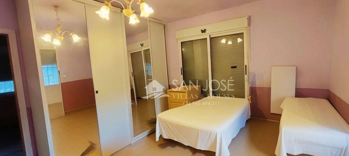 Chalet de 3 habitaciones en Monóvar / Monóver en venta con piscina - 190.000 € (Ref: 9240267)