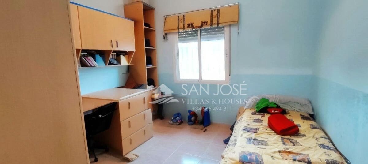 Chalet de 3 habitaciones en Monóvar / Monóver en venta con piscina - 190.000 € (Ref: 9240267)