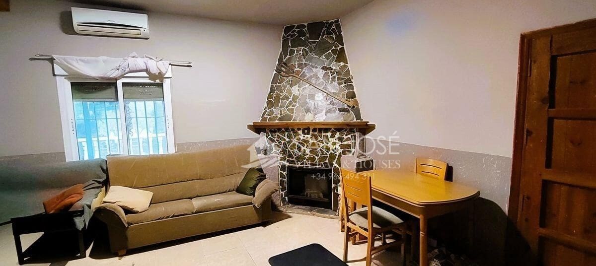 Chalet de 3 habitaciones en Monóvar / Monóver en venta con piscina - 190.000 € (Ref: 9240267)