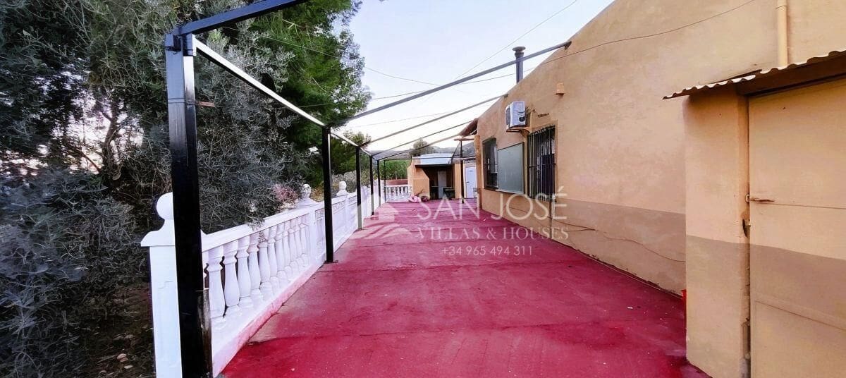 Chalet de 3 habitaciones en Monóvar / Monóver en venta con piscina - 190.000 € (Ref: 9240267)