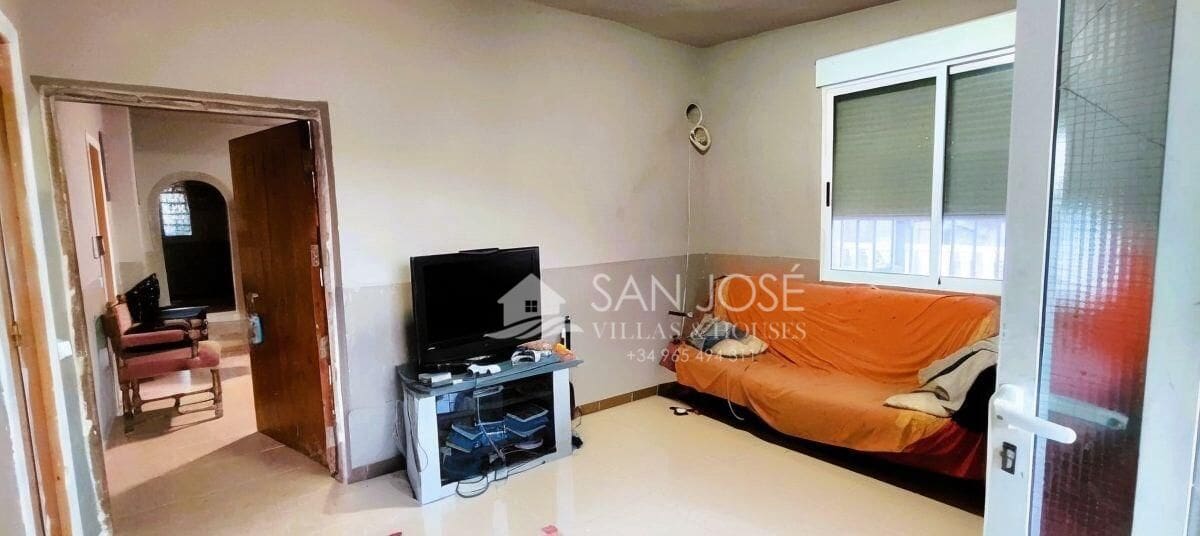 Chalet de 3 habitaciones en Monóvar / Monóver en venta con piscina - 190.000 € (Ref: 9240267)