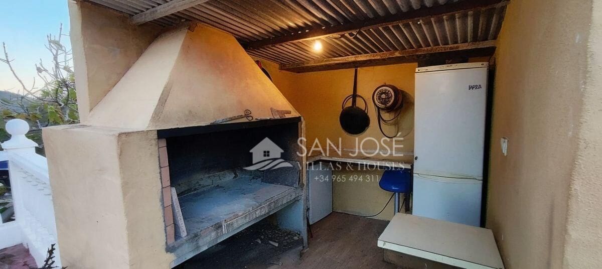 Chalet de 3 habitaciones en Monóvar / Monóver en venta con piscina - 190.000 € (Ref: 9240267)