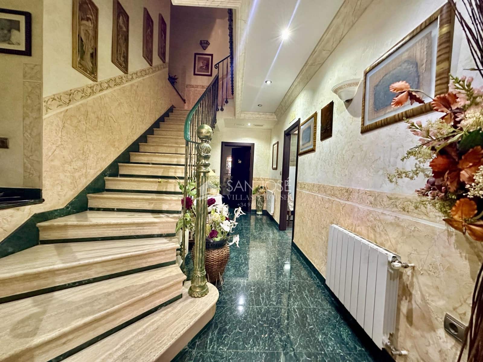 4 soveværelse Byhus til salg i Aspe - € 420.000 (Ref: 9240271)