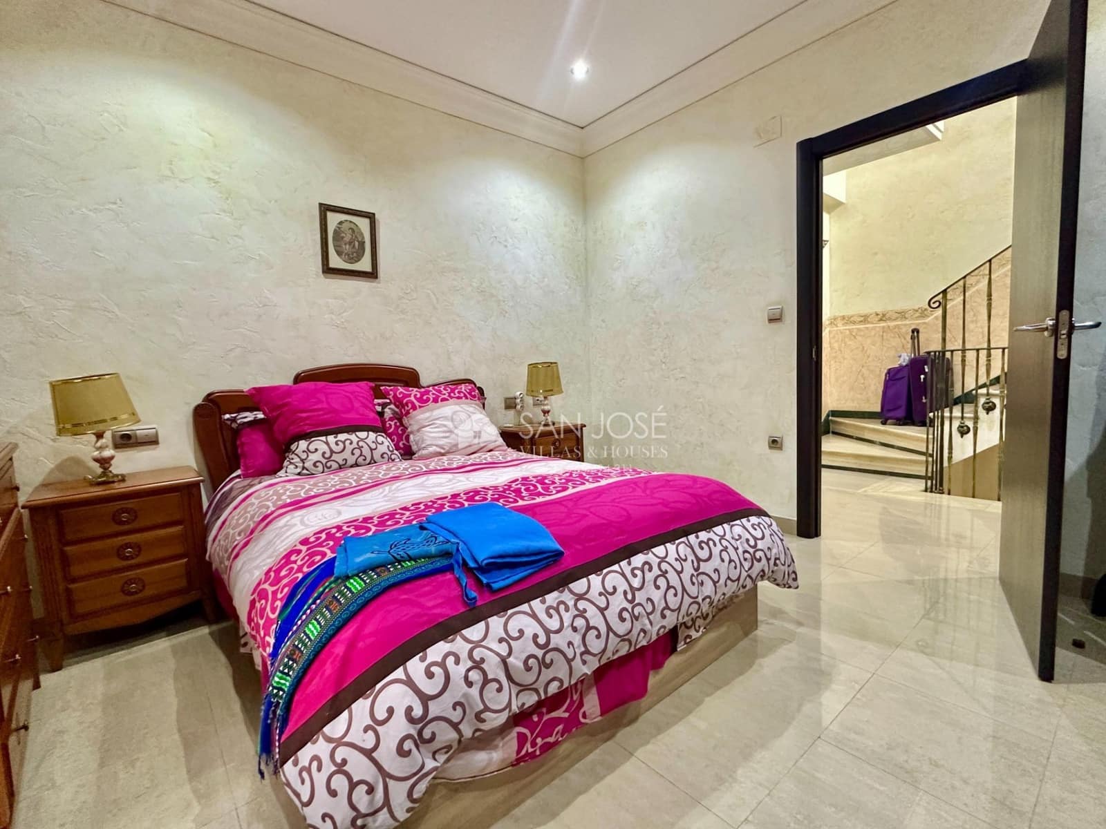 4 soveværelse Byhus til salg i Aspe - € 420.000 (Ref: 9240271)