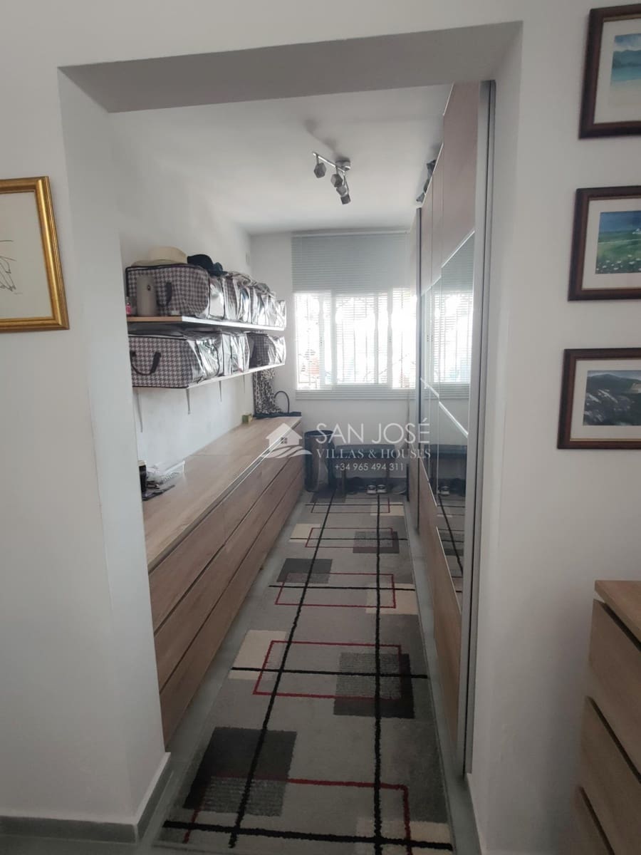 Chalet de 4 habitaciones en Elche / Elx en venta - 310.000 € (Ref: 9252287)