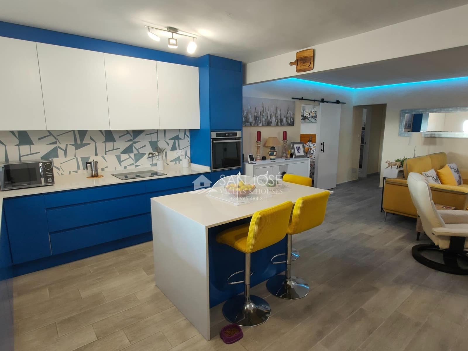 Chalet de 4 habitaciones en Elche / Elx en venta - 310.000 € (Ref: 9252287)