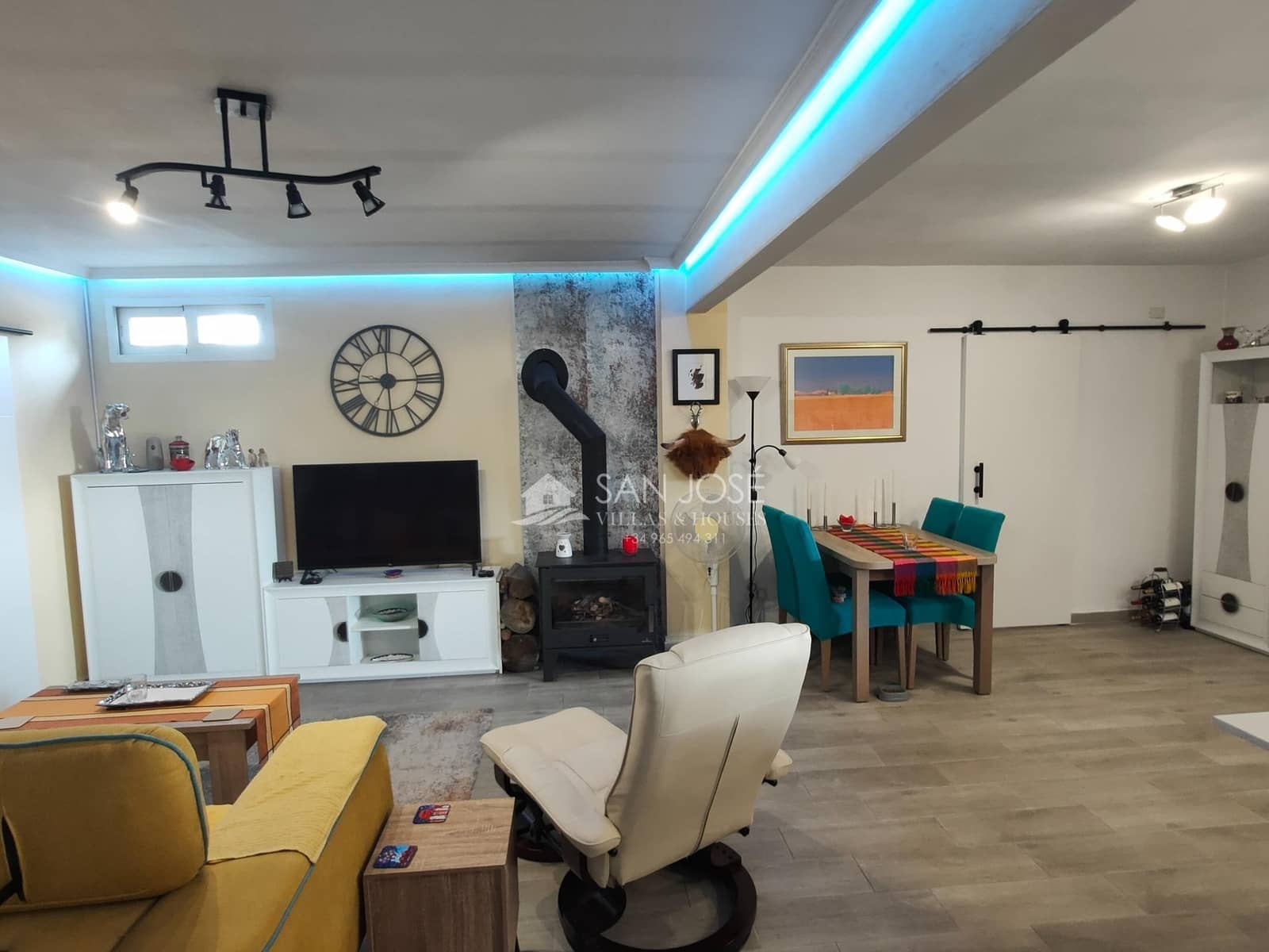 Chalet de 4 habitaciones en Elche / Elx en venta - 310.000 € (Ref: 9252287)