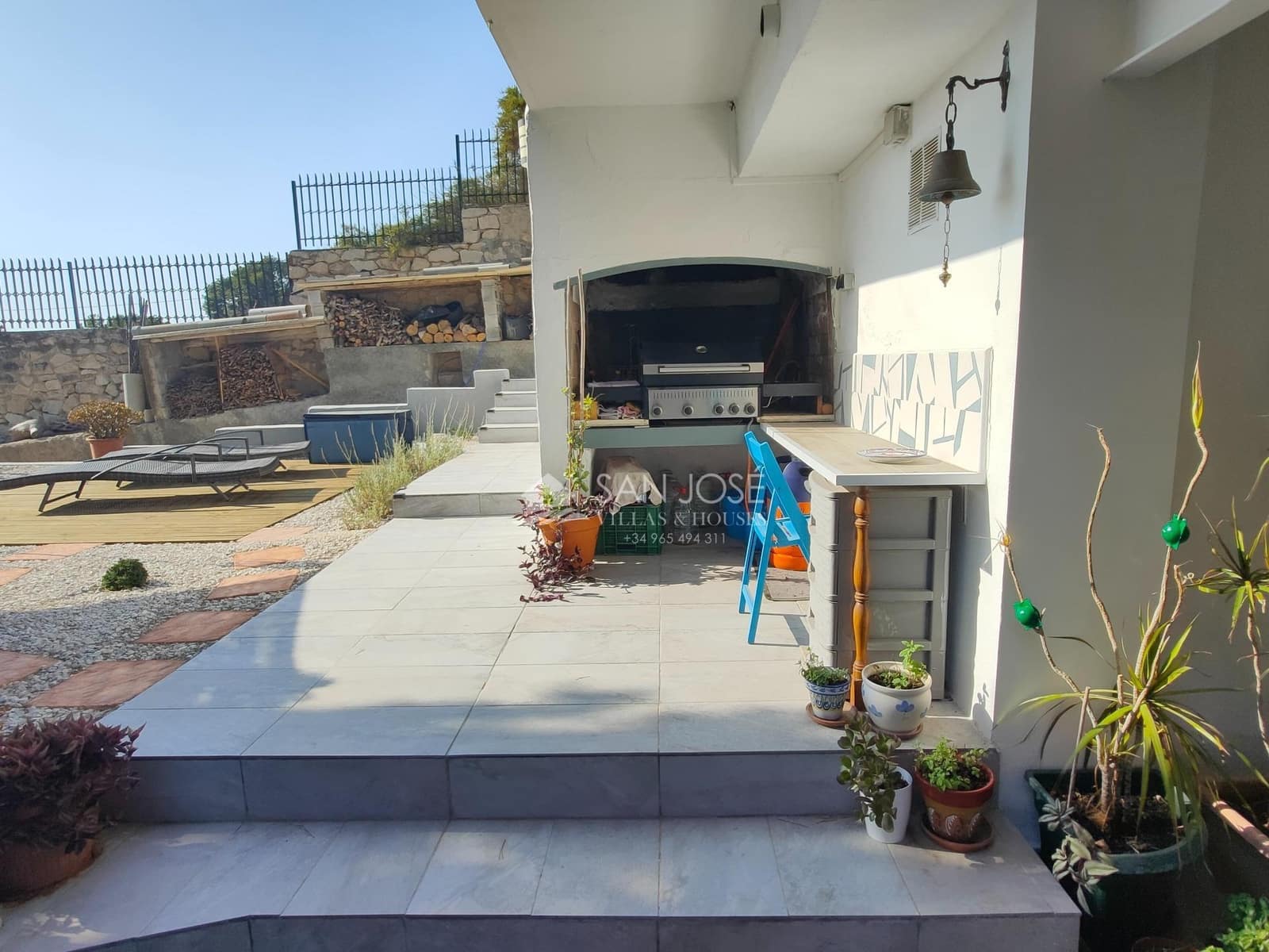 Chalet de 4 habitaciones en Elche / Elx en venta - 310.000 € (Ref: 9252287)