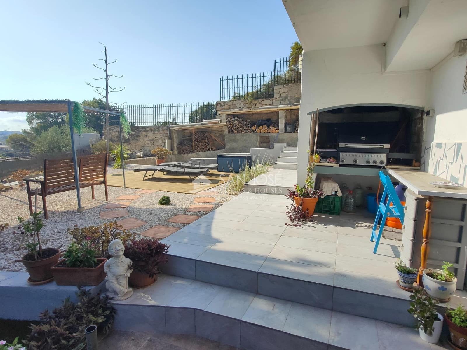 Chalet de 4 habitaciones en Elche / Elx en venta - 310.000 € (Ref: 9252287)