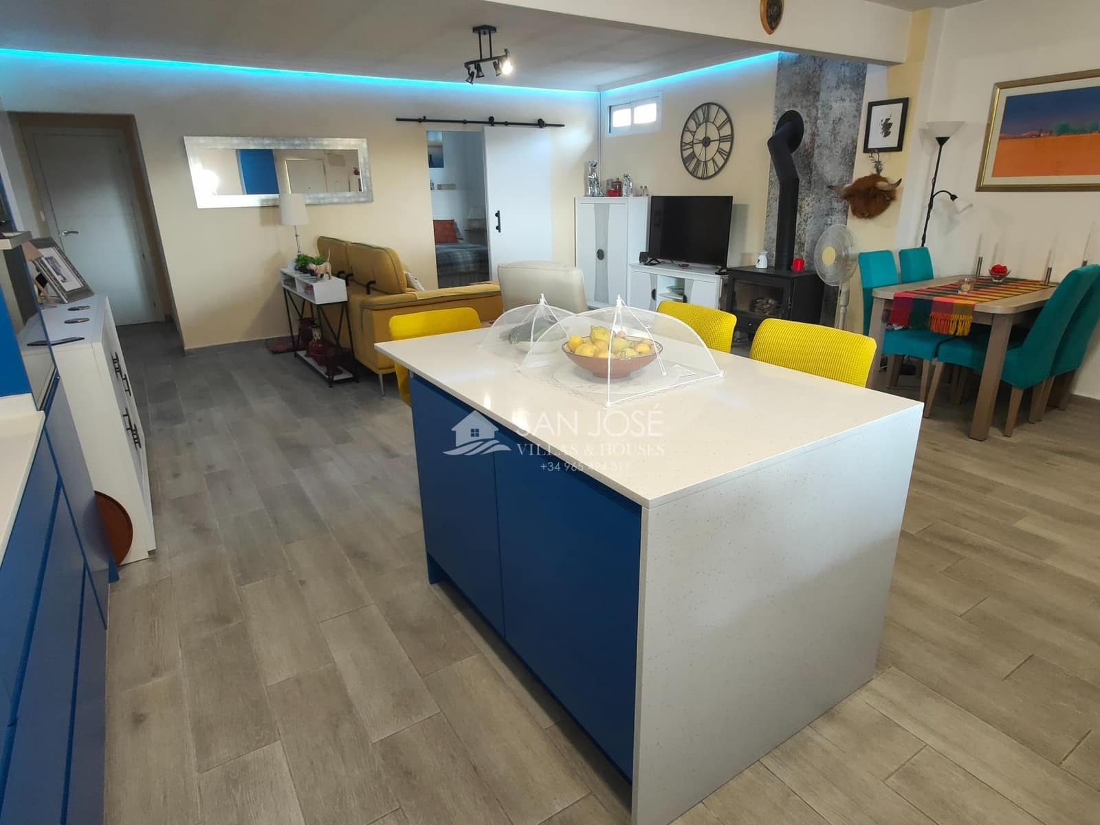 Chalet de 4 habitaciones en Elche / Elx en venta - 310.000 € (Ref: 9252287)