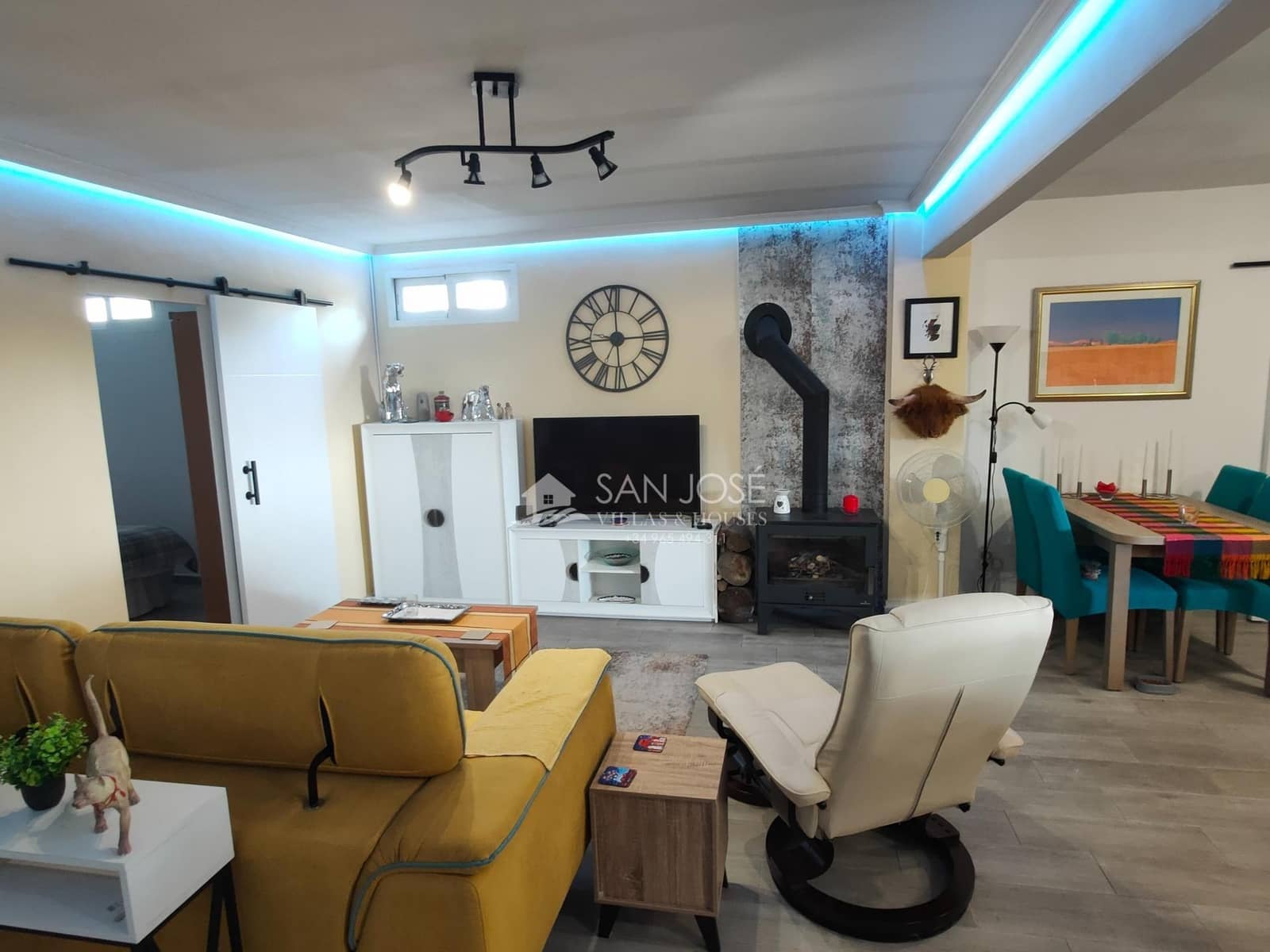 Chalet de 4 habitaciones en Elche / Elx en venta - 310.000 € (Ref: 9252287)