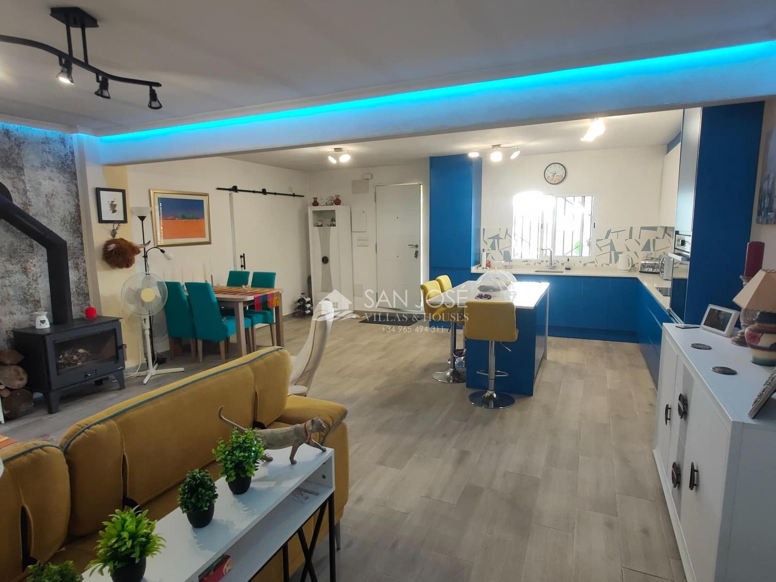 Chalet de 4 habitaciones en Elche / Elx en venta - 310.000 € (Ref: 9252287)