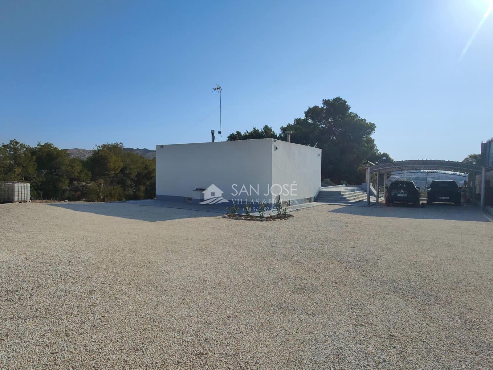 Chalet de 4 habitaciones en Elche / Elx en venta - 310.000 € (Ref: 9252287)