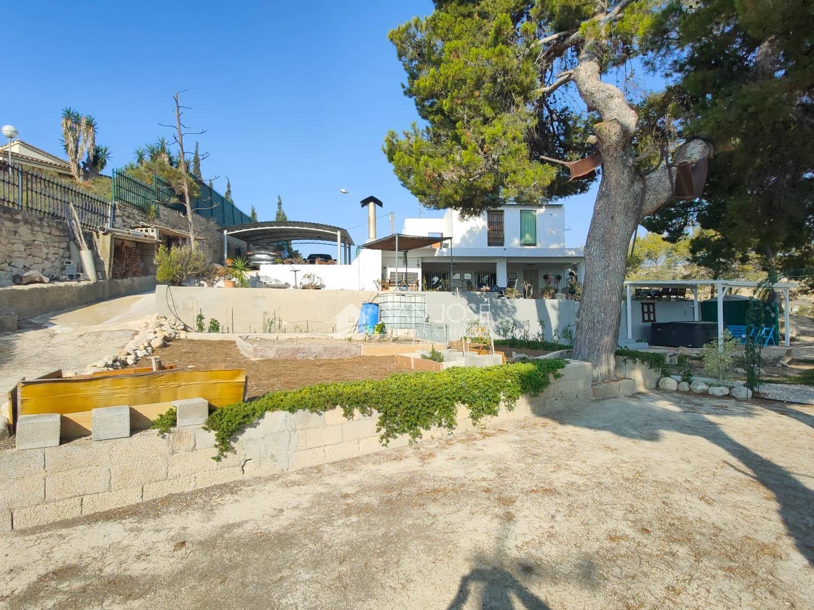 Chalet de 4 habitaciones en Elche / Elx en venta - 310.000 € (Ref: 9252287)