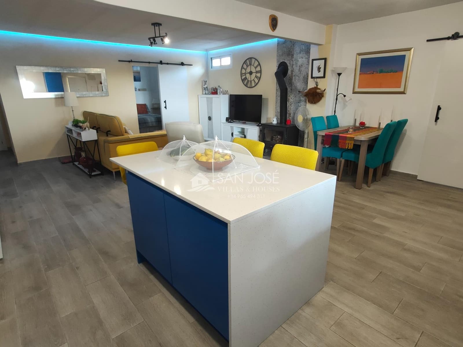 Chalet de 4 habitaciones en Elche / Elx en venta - 310.000 € (Ref: 9252287)