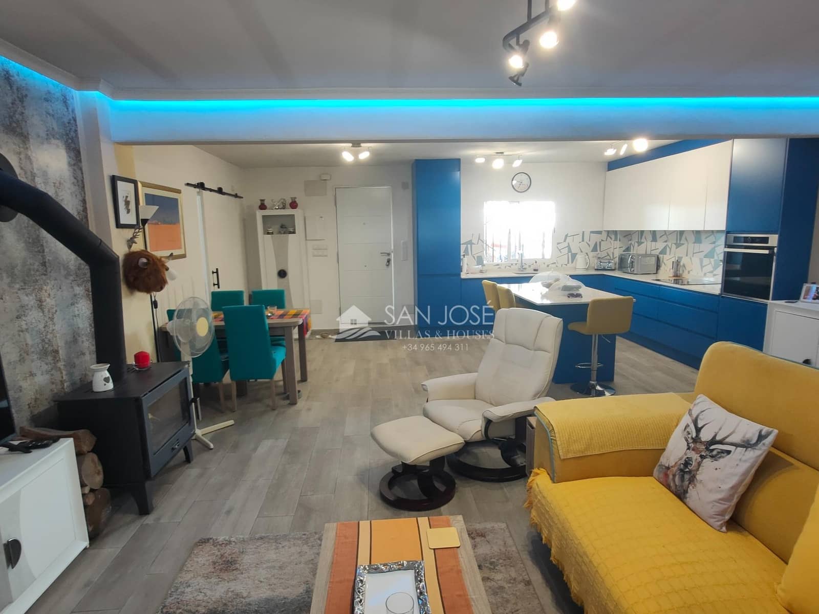 Chalet de 4 habitaciones en Elche / Elx en venta - 310.000 € (Ref: 9252287)