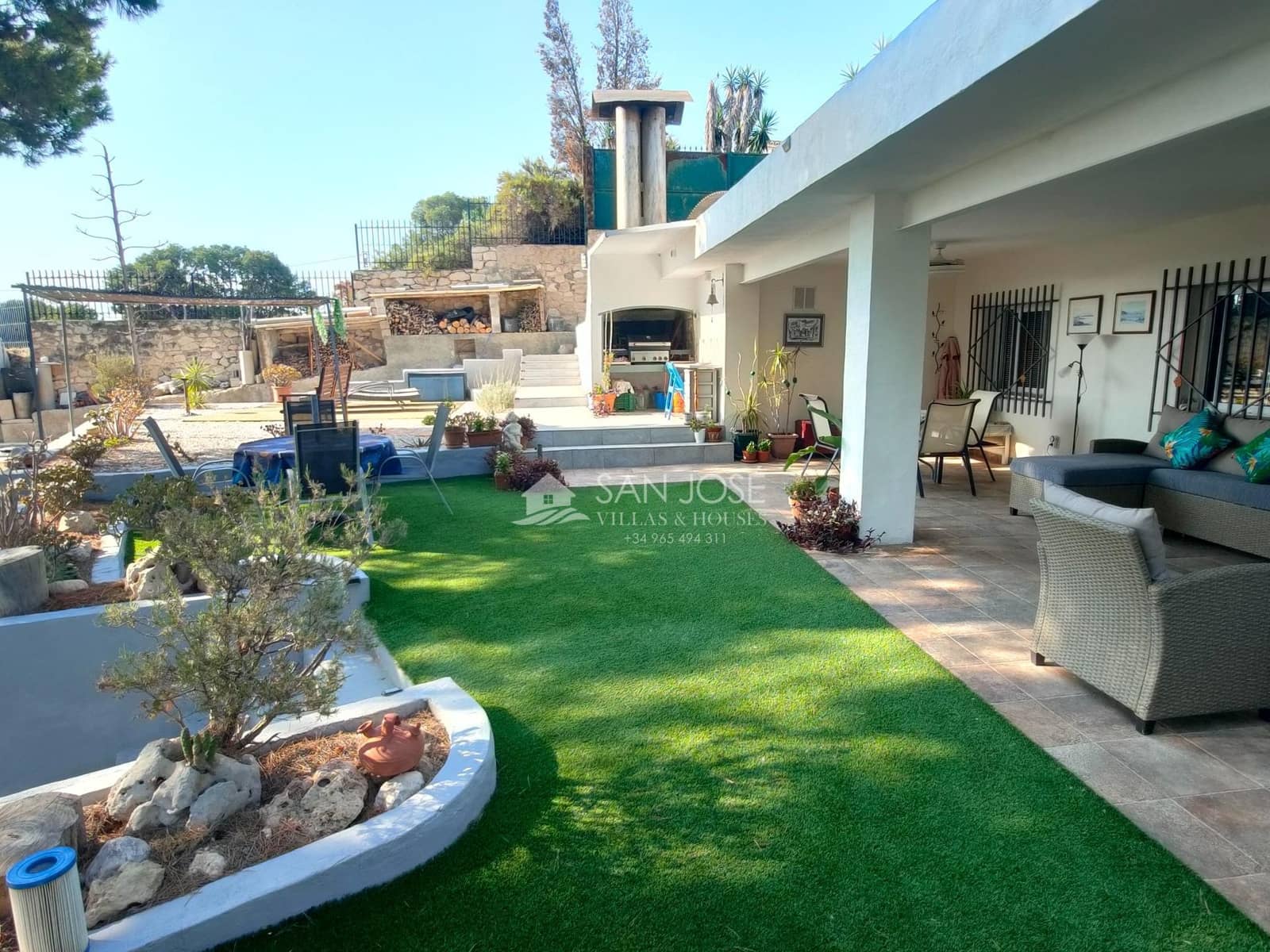 Chalet de 4 habitaciones en Elche / Elx en venta - 310.000 € (Ref: 9252287)