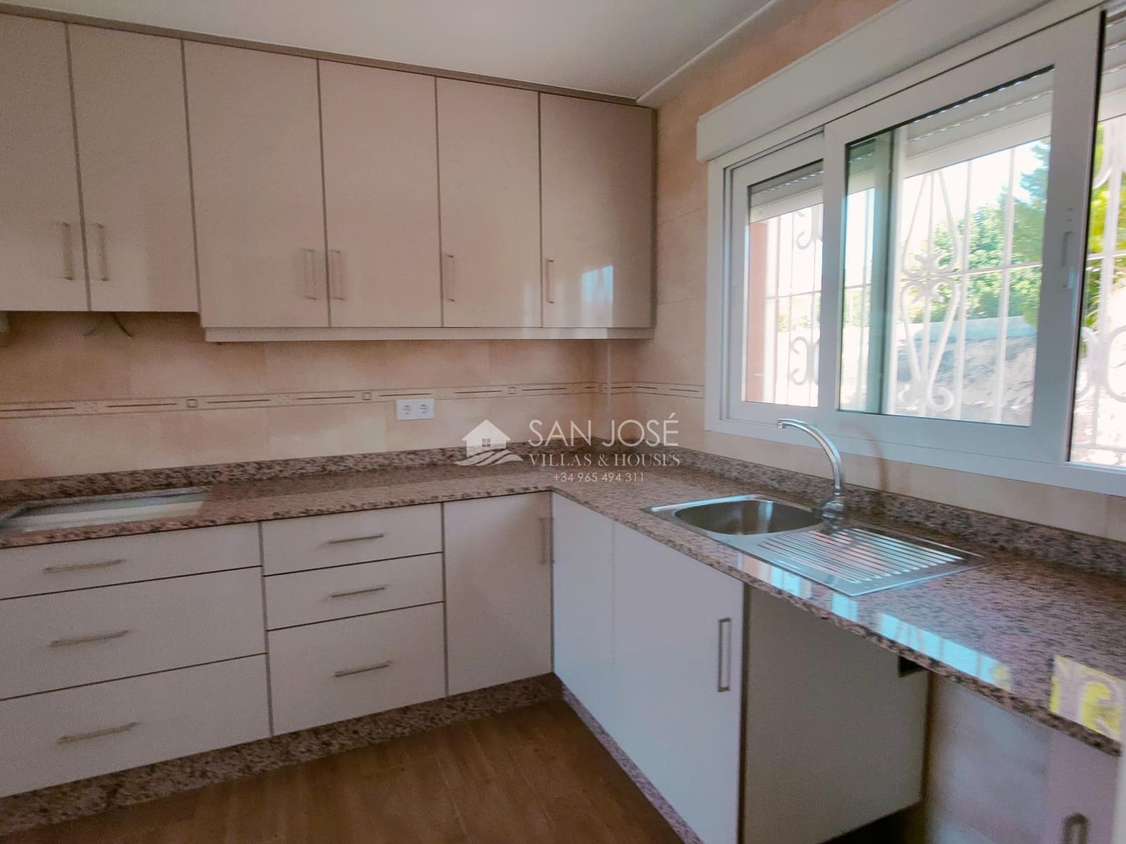 3 soveværelse Villa til salg i Macisvenda - € 280.000 (Ref: 9255185)