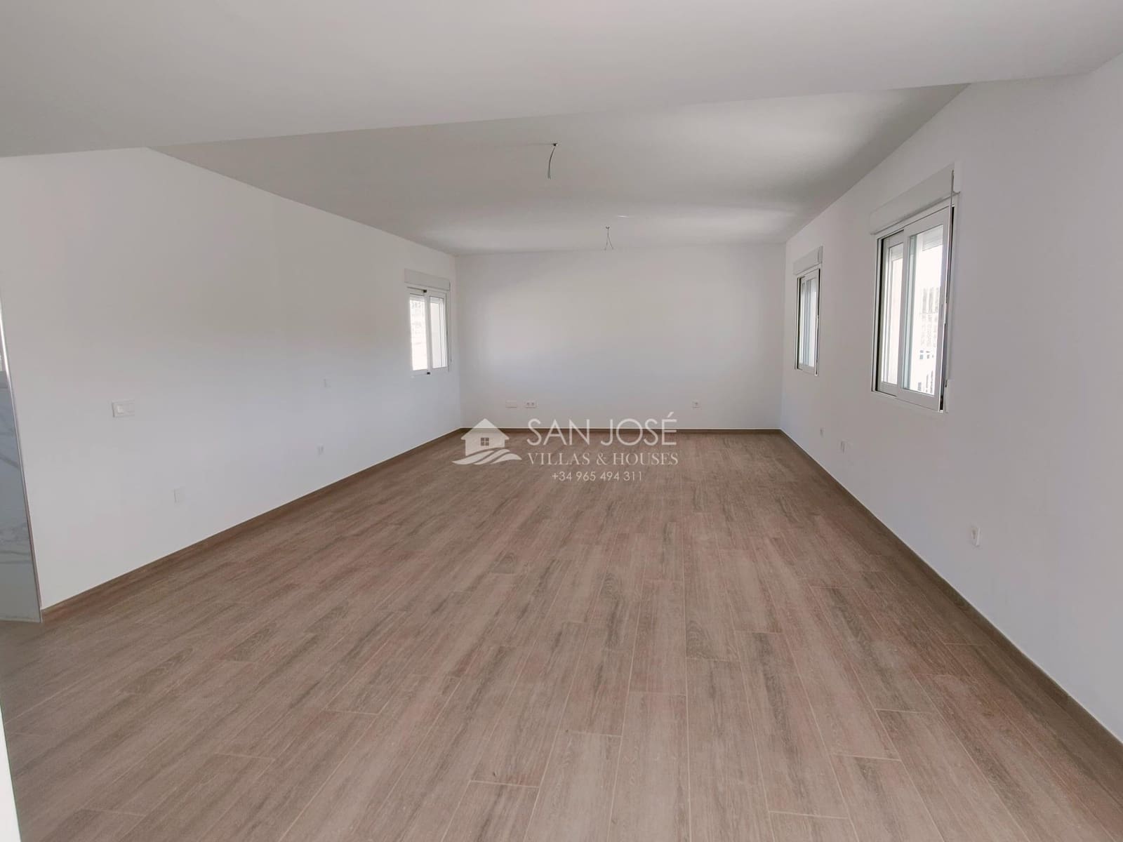 3 soveværelse Villa til salg i Macisvenda - € 300.000 (Ref: 9255186)