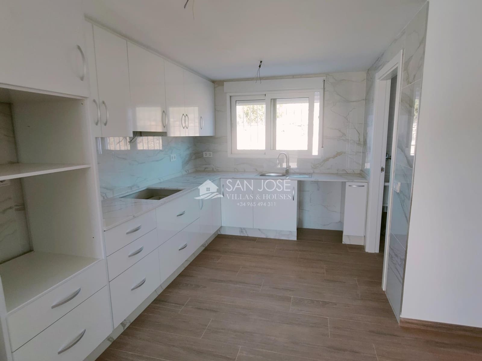 3 soveværelse Villa til salg i Macisvenda - € 300.000 (Ref: 9255186)