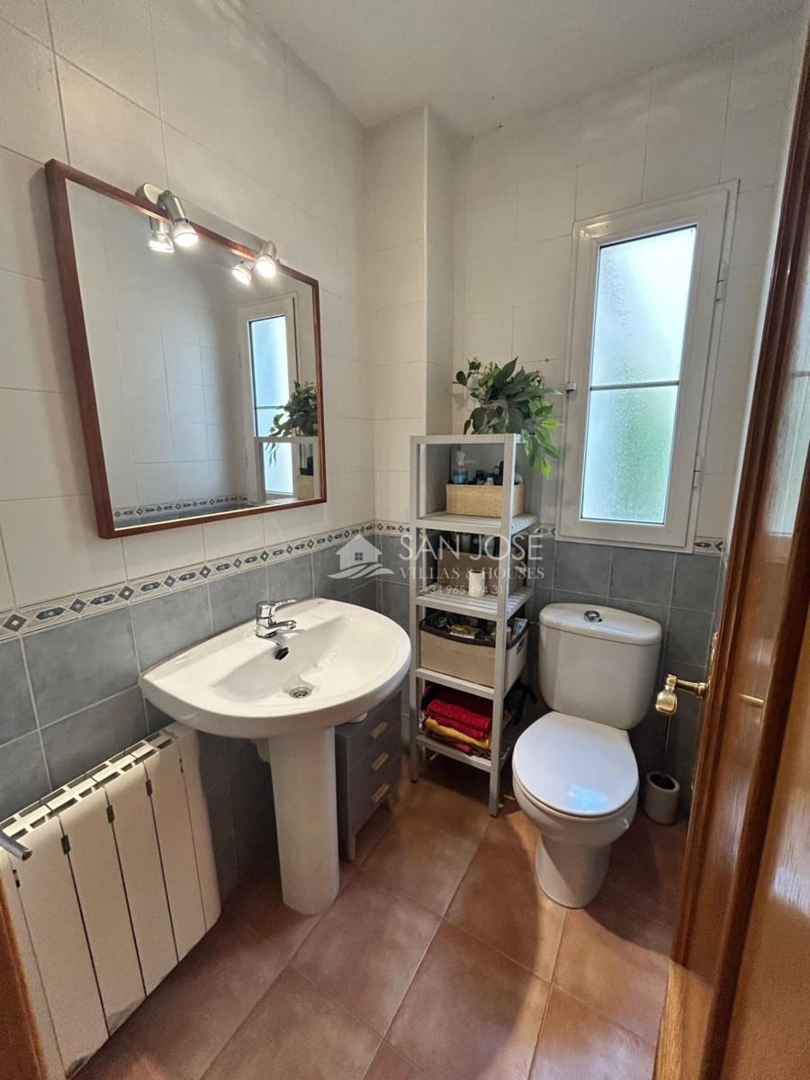 Chalet de 3 habitaciones en Aspe en venta con piscina garaje - 295.000 € (Ref: 9266516)