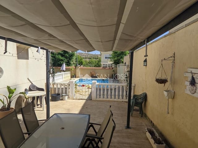 Chalet de 3 habitaciones en Aspe en venta con piscina garaje - 295.000 € (Ref: 9266516)