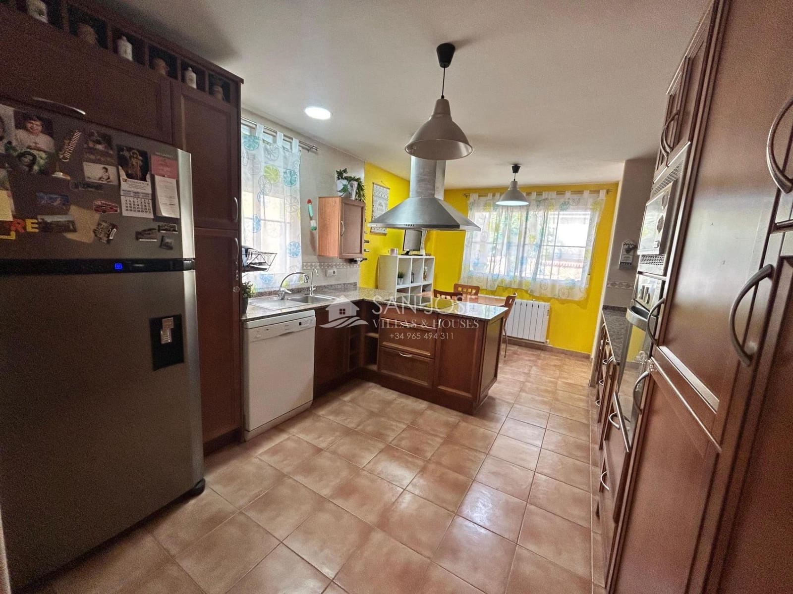 Chalet de 3 habitaciones en Aspe en venta con piscina garaje - 295.000 € (Ref: 9266516)