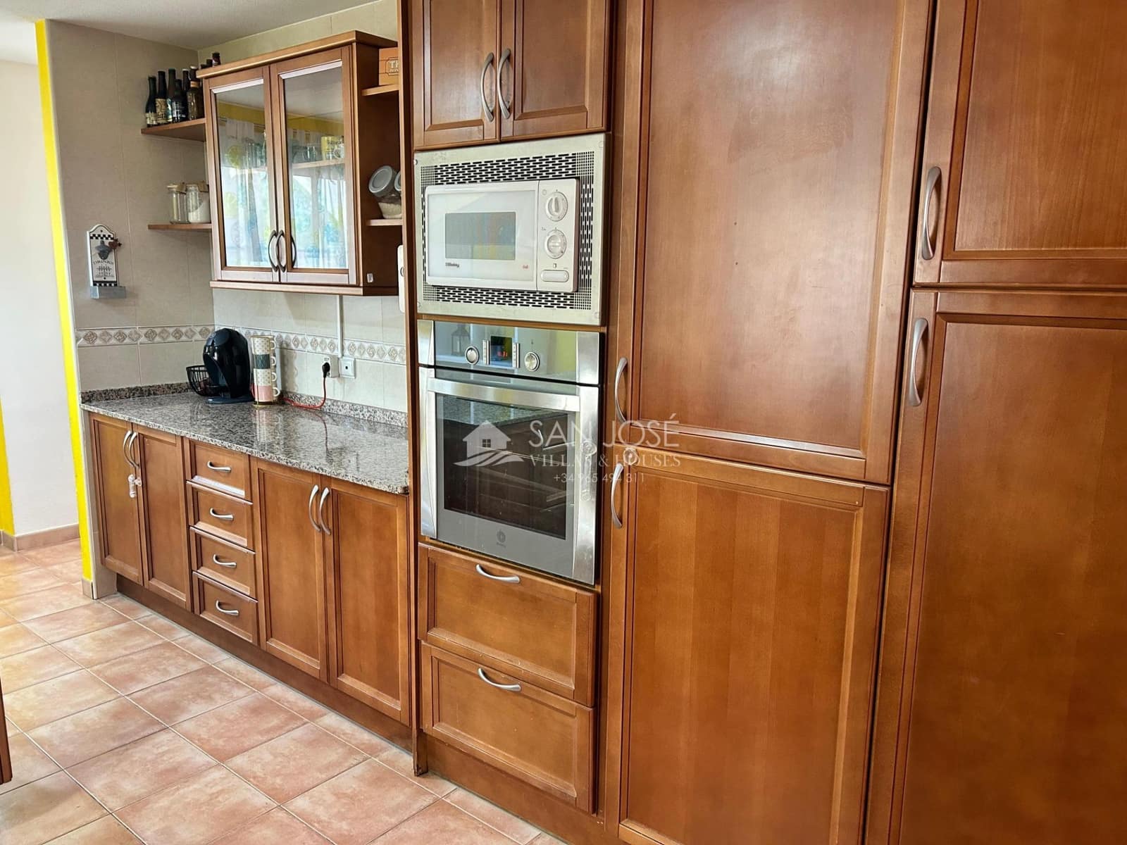 Chalet de 3 habitaciones en Aspe en venta con piscina garaje - 295.000 € (Ref: 9266516)