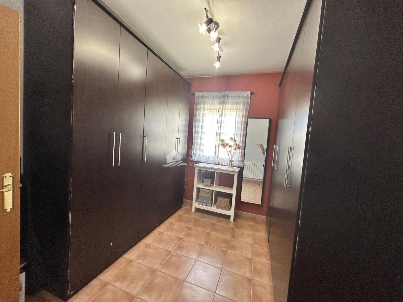 Chalet de 3 habitaciones en Aspe en venta con piscina garaje - 295.000 € (Ref: 9266516)