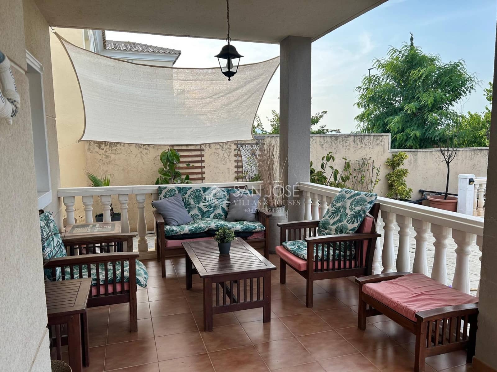 Chalet de 3 habitaciones en Aspe en venta con piscina garaje - 295.000 € (Ref: 9266516)