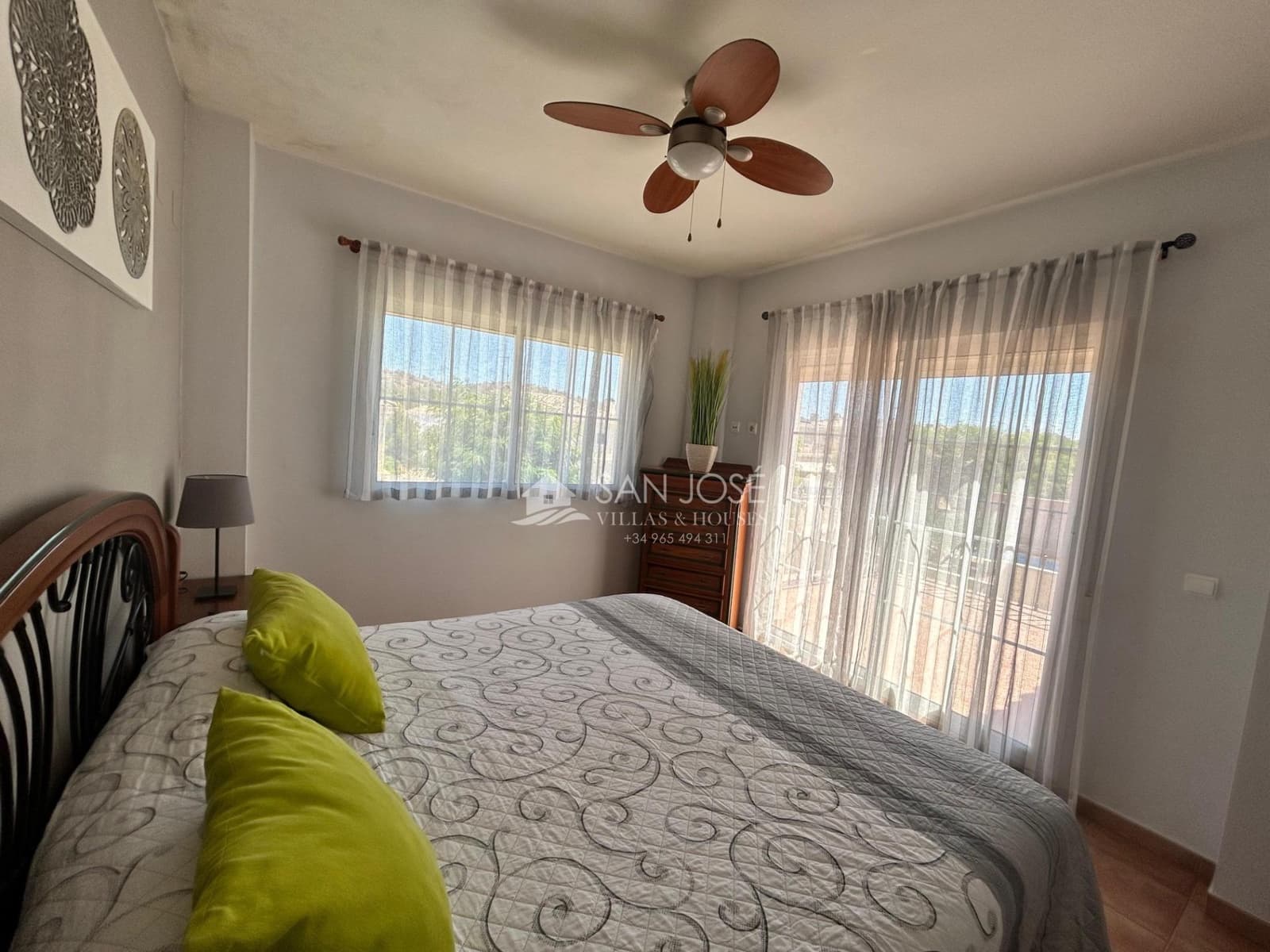 Chalet de 3 habitaciones en Aspe en venta con piscina garaje - 295.000 € (Ref: 9266516)