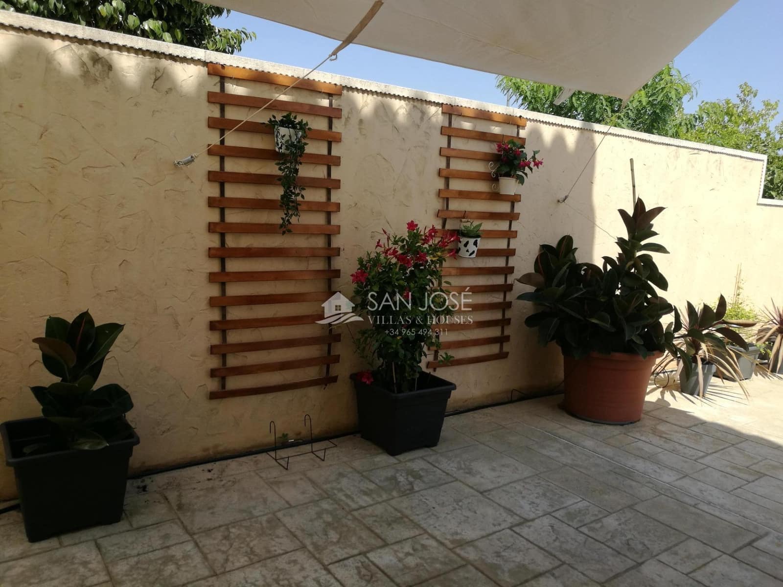Chalet de 3 habitaciones en Aspe en venta con piscina garaje - 295.000 € (Ref: 9266516)