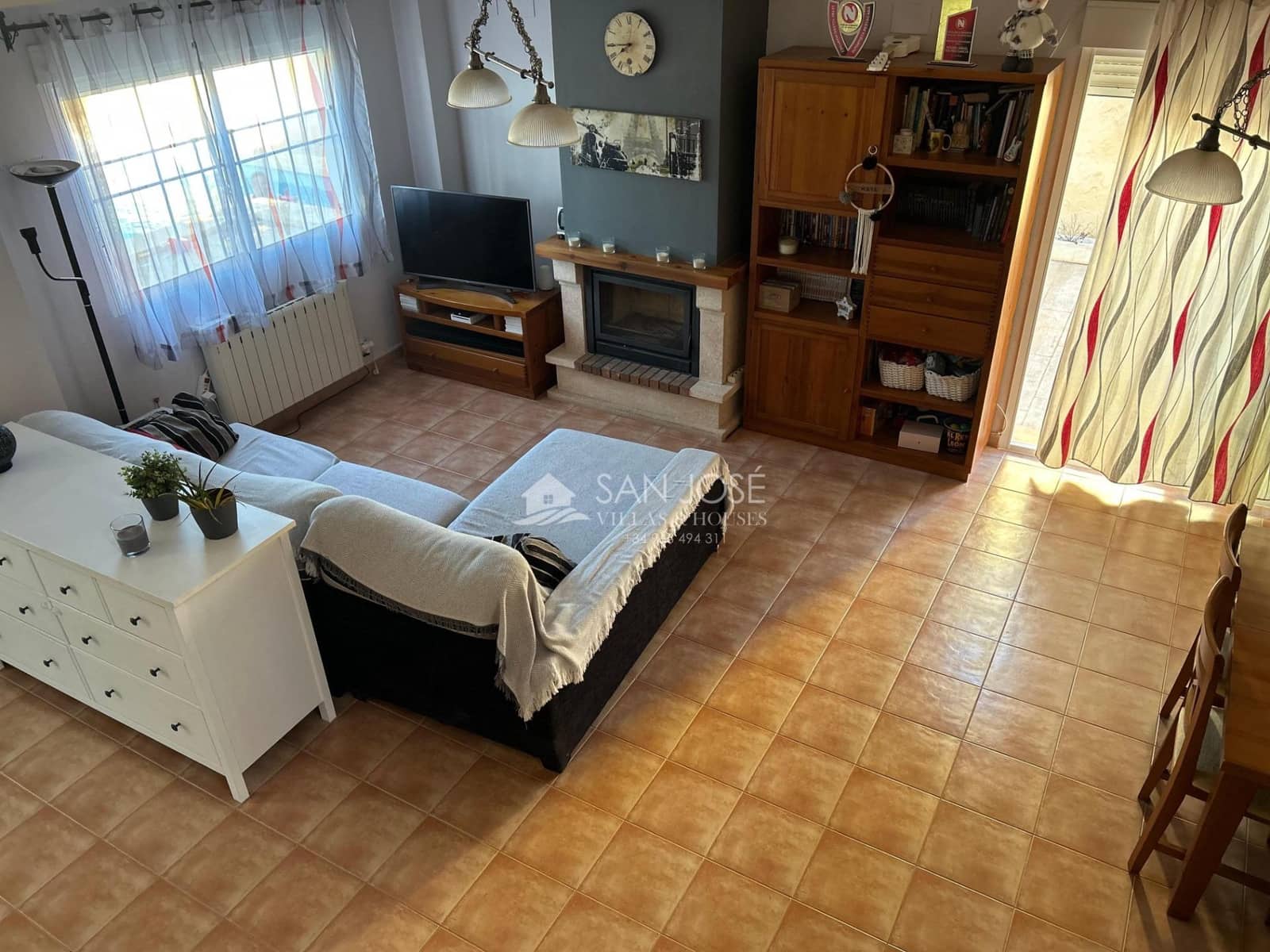 Chalet de 3 habitaciones en Aspe en venta con piscina garaje - 295.000 € (Ref: 9266516)