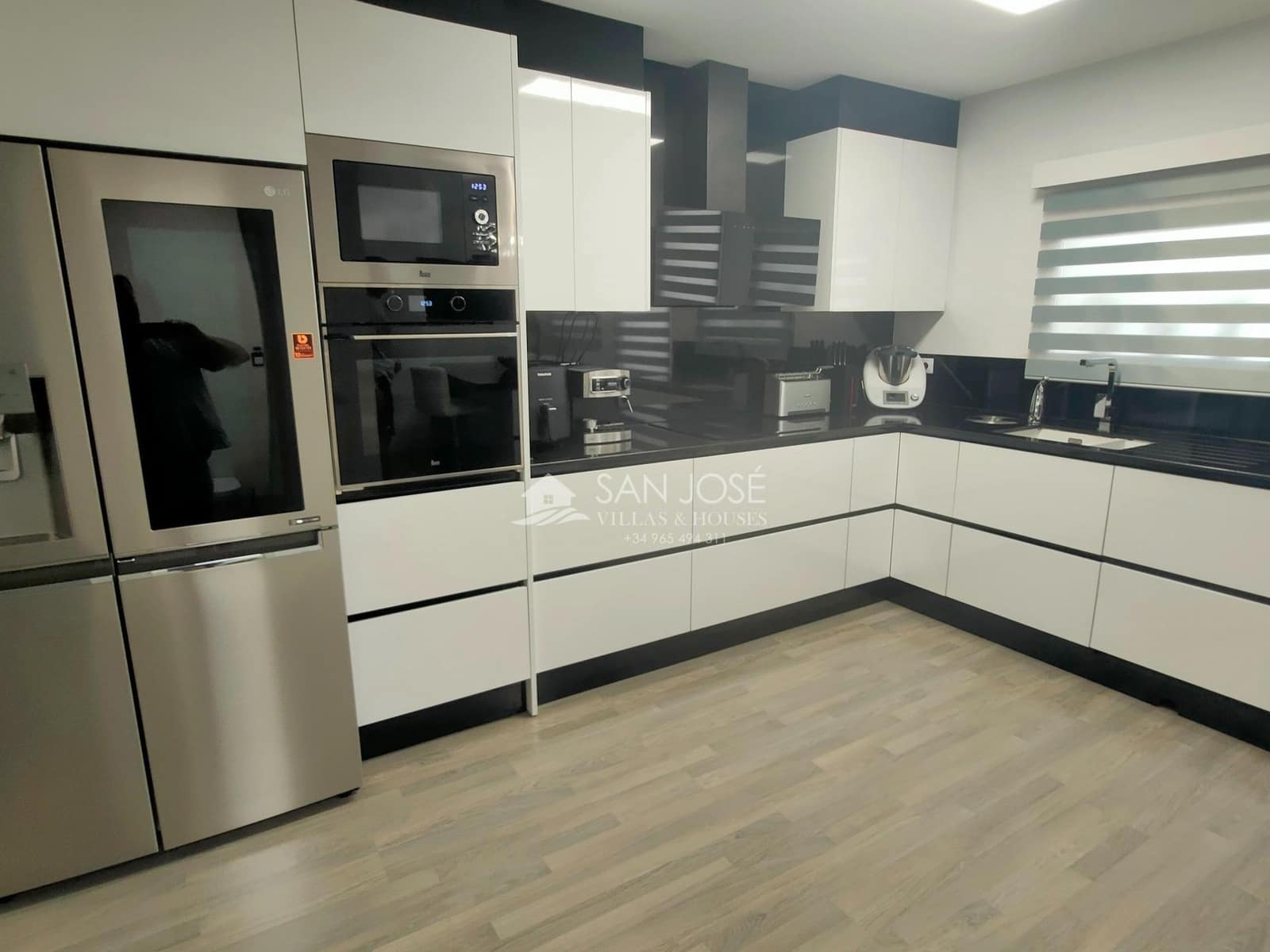 3 soveværelse Bungalow til salg i Aspe med garage - € 320.000 (Ref: 9272474)