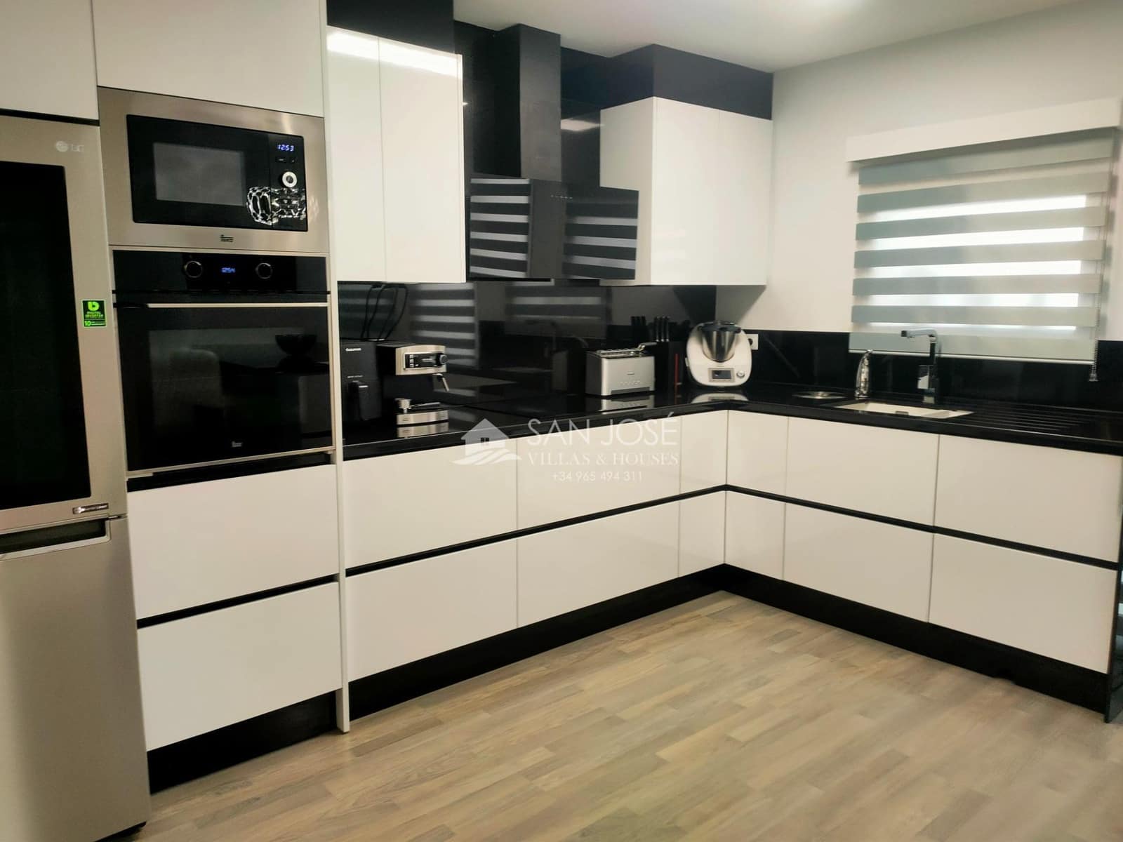 3 soveværelse Bungalow til salg i Aspe med garage - € 320.000 (Ref: 9272474)