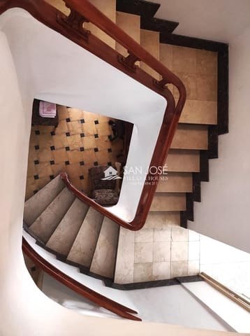 7 quarto Casa em Banda para venda em Monforte del Cid com garagem - 187 000 € (Ref: 9311094)