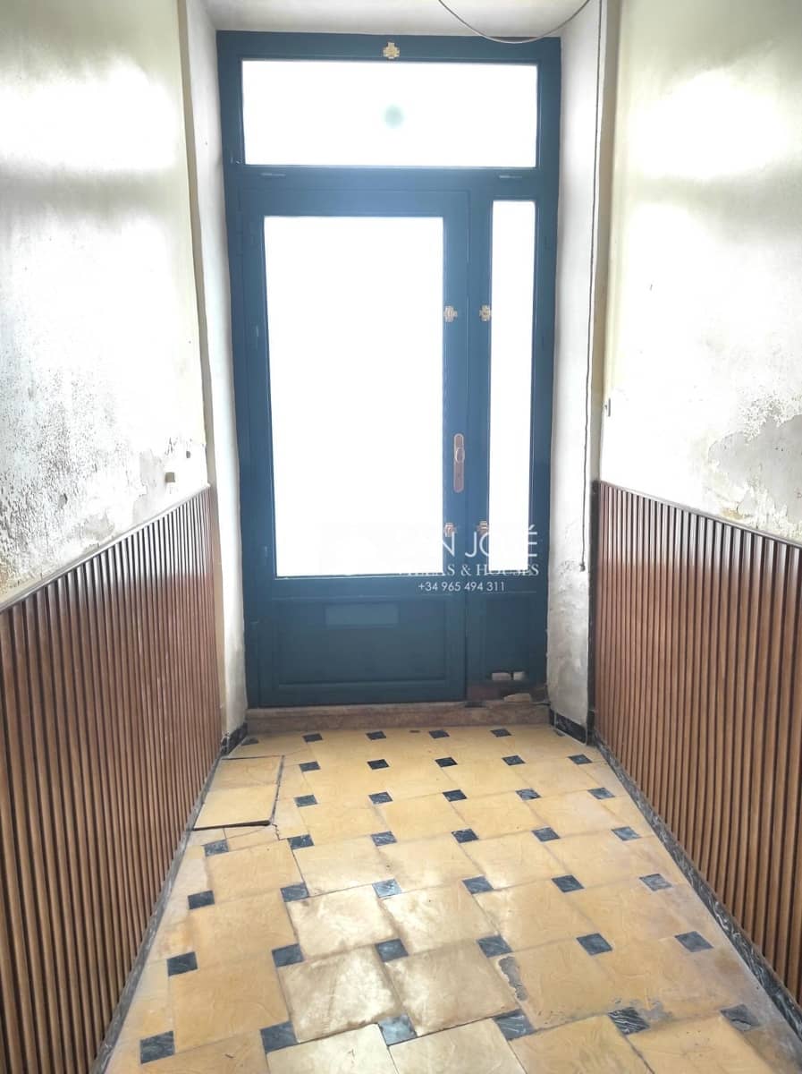 7 soveværelse Byhus til salg i Monforte del Cid med garage - € 187.000 (Ref: 9311094)