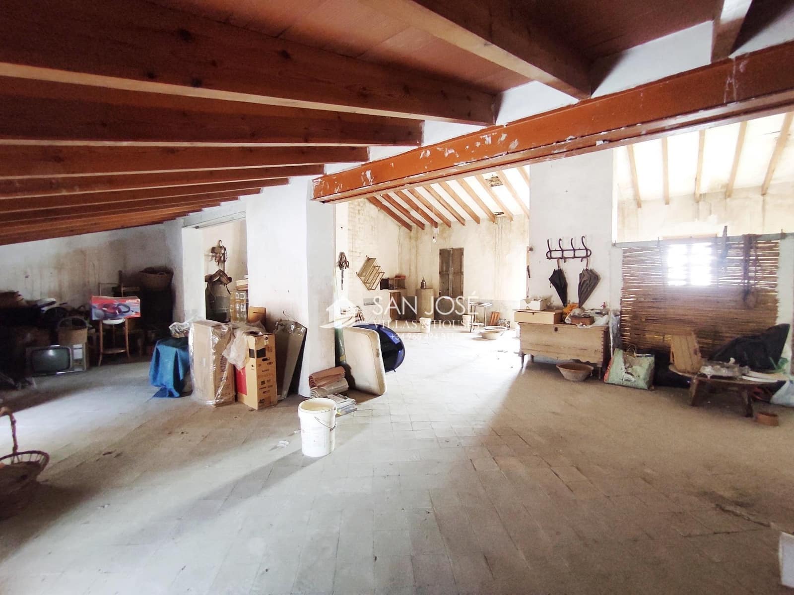 7 soveværelse Byhus til salg i Monforte del Cid med garage - € 187.000 (Ref: 9311094)