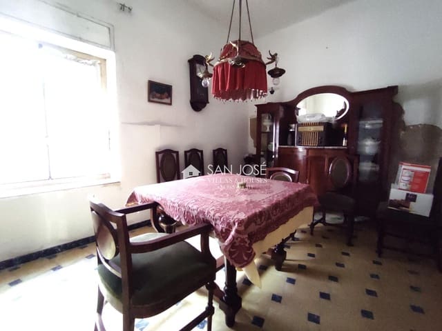 7 quarto Casa em Banda para venda em Monforte del Cid com garagem - 187 000 € (Ref: 9311094)
