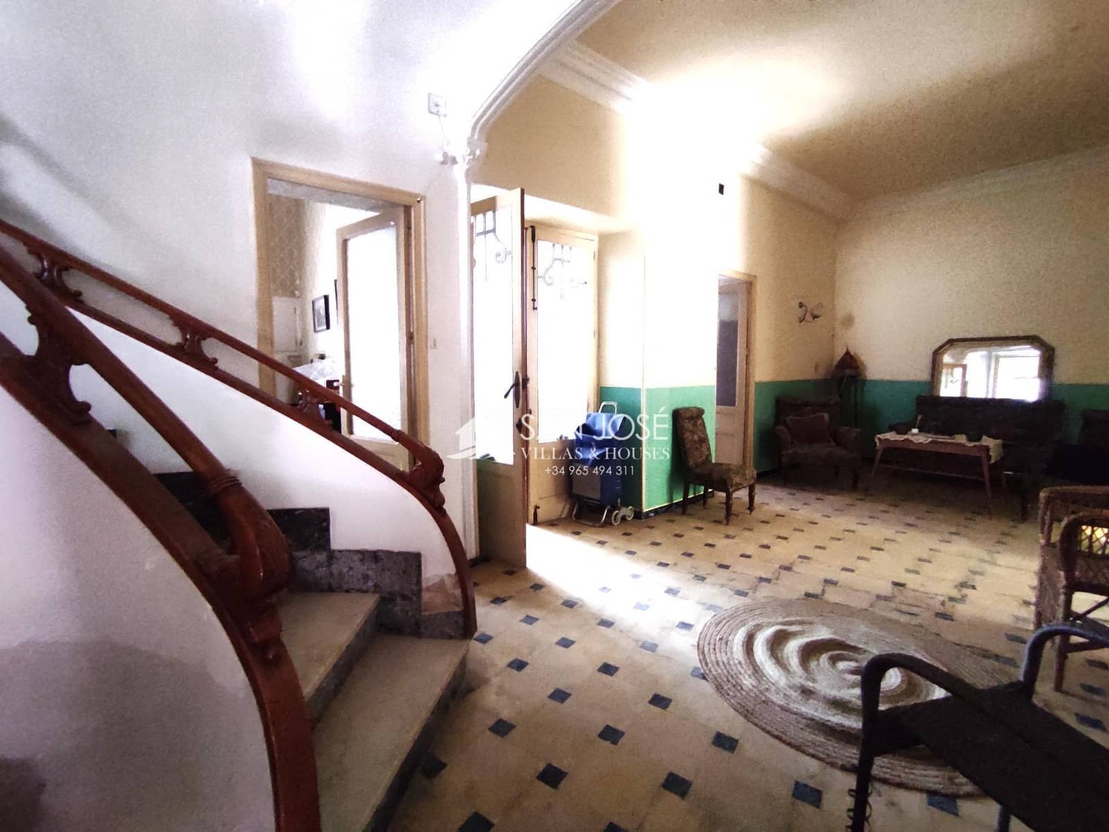 7 soveværelse Byhus til salg i Monforte del Cid med garage - € 187.000 (Ref: 9311094)