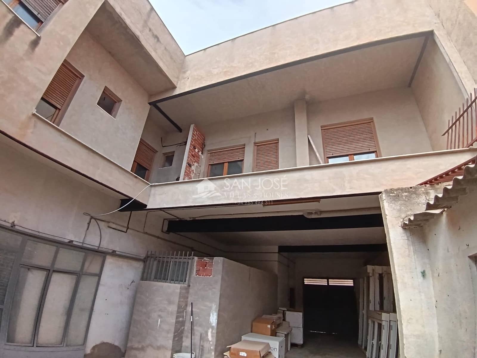 8 camera da letto Commerciale in vendita in Monforte del Cid con garage - 331.000 € (Rif: 9311095)