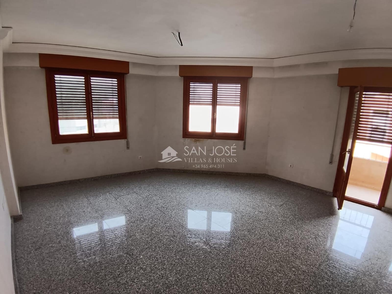 8 camera da letto Commerciale in vendita in Monforte del Cid con garage - 331.000 € (Rif: 9311095)