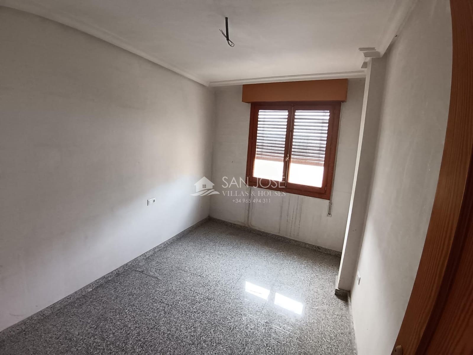 8 camera da letto Commerciale in vendita in Monforte del Cid con garage - 331.000 € (Rif: 9311095)