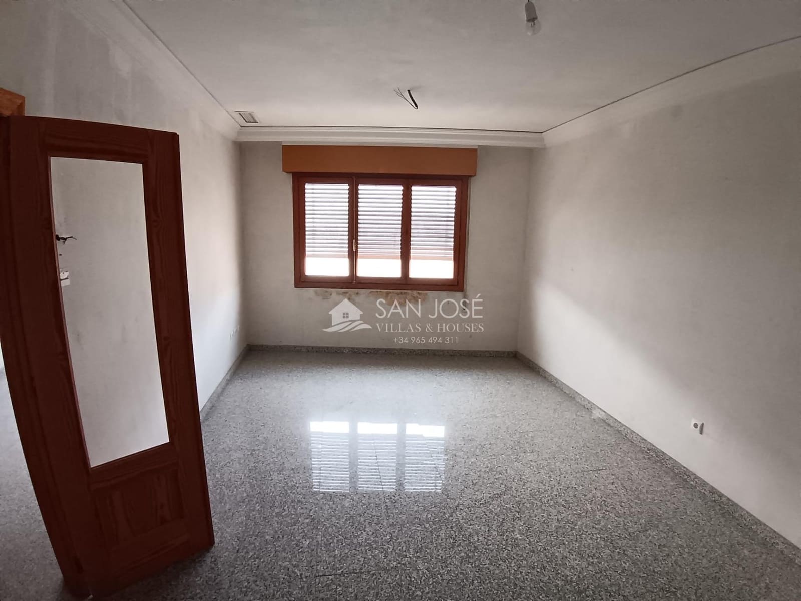 8 camera da letto Commerciale in vendita in Monforte del Cid con garage - 331.000 € (Rif: 9311095)