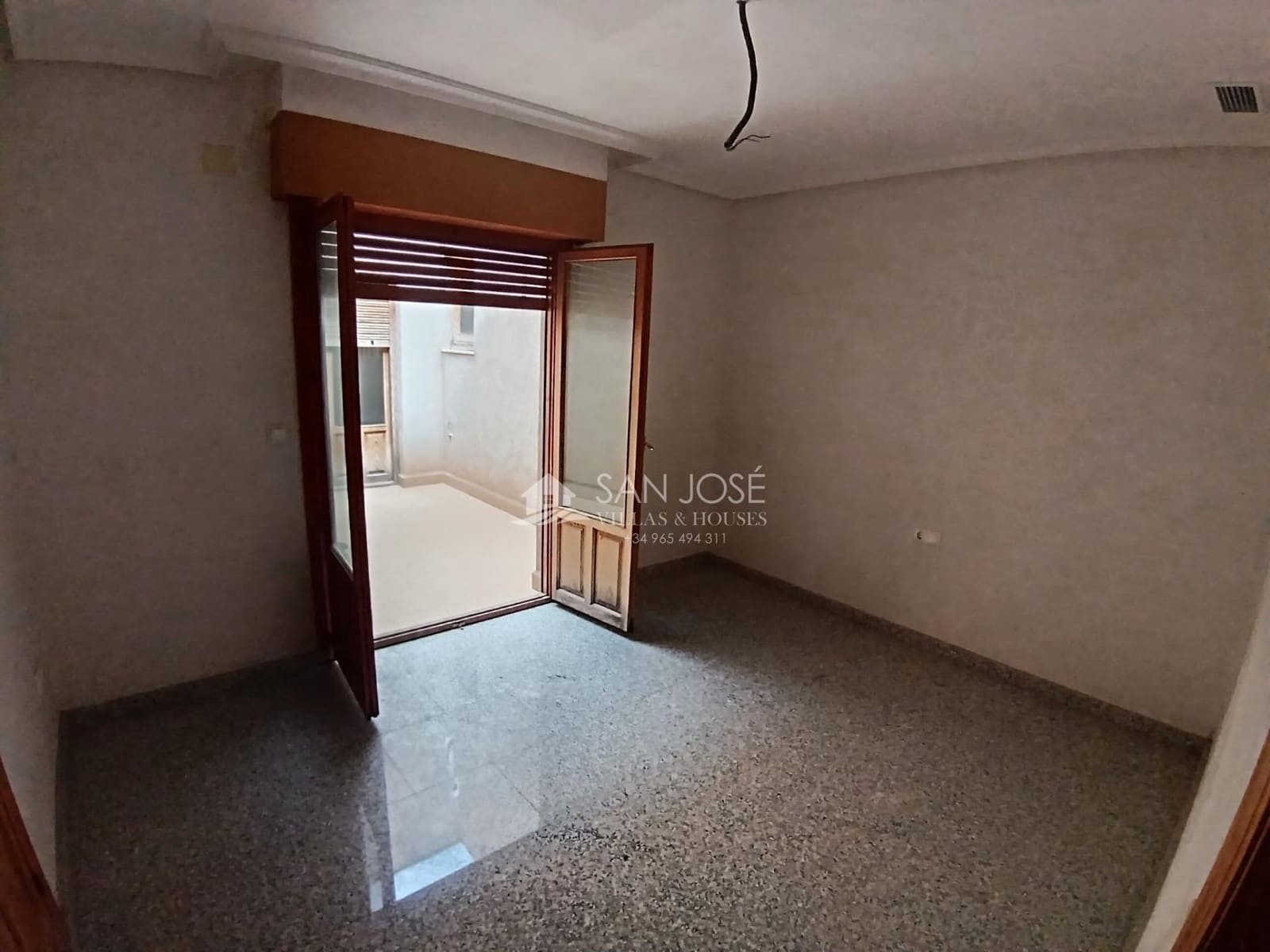 8 camera da letto Commerciale in vendita in Monforte del Cid con garage - 331.000 € (Rif: 9311095)