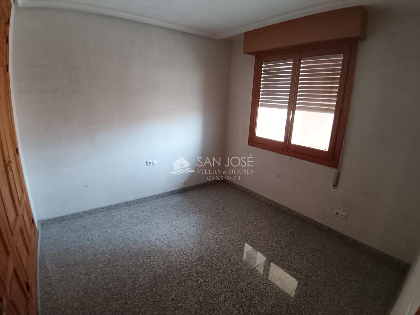 8 camera da letto Commerciale in vendita in Monforte del Cid con garage - 331.000 € (Rif: 9311095)