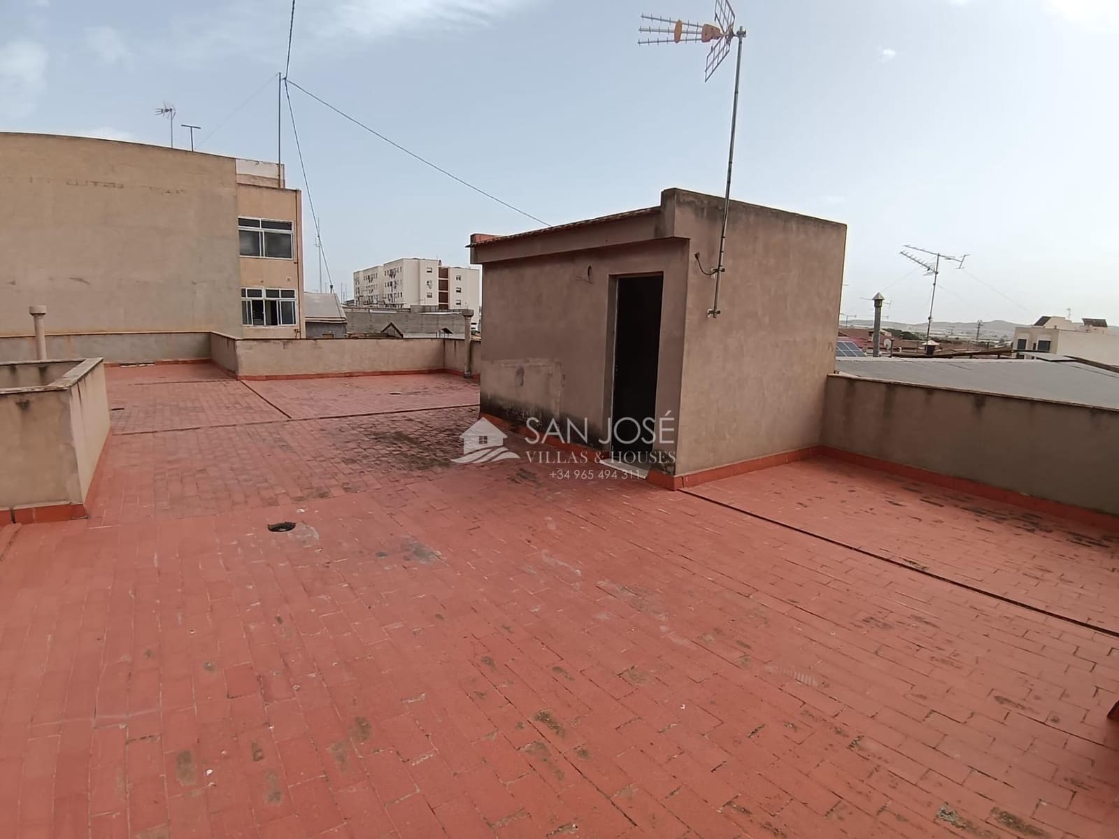 8 camera da letto Commerciale in vendita in Monforte del Cid con garage - 331.000 € (Rif: 9311095)