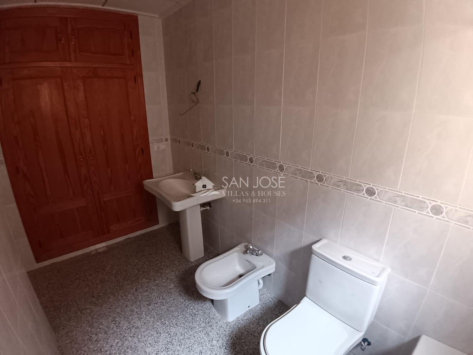 8 camera da letto Commerciale in vendita in Monforte del Cid con garage - 331.000 € (Rif: 9311095)