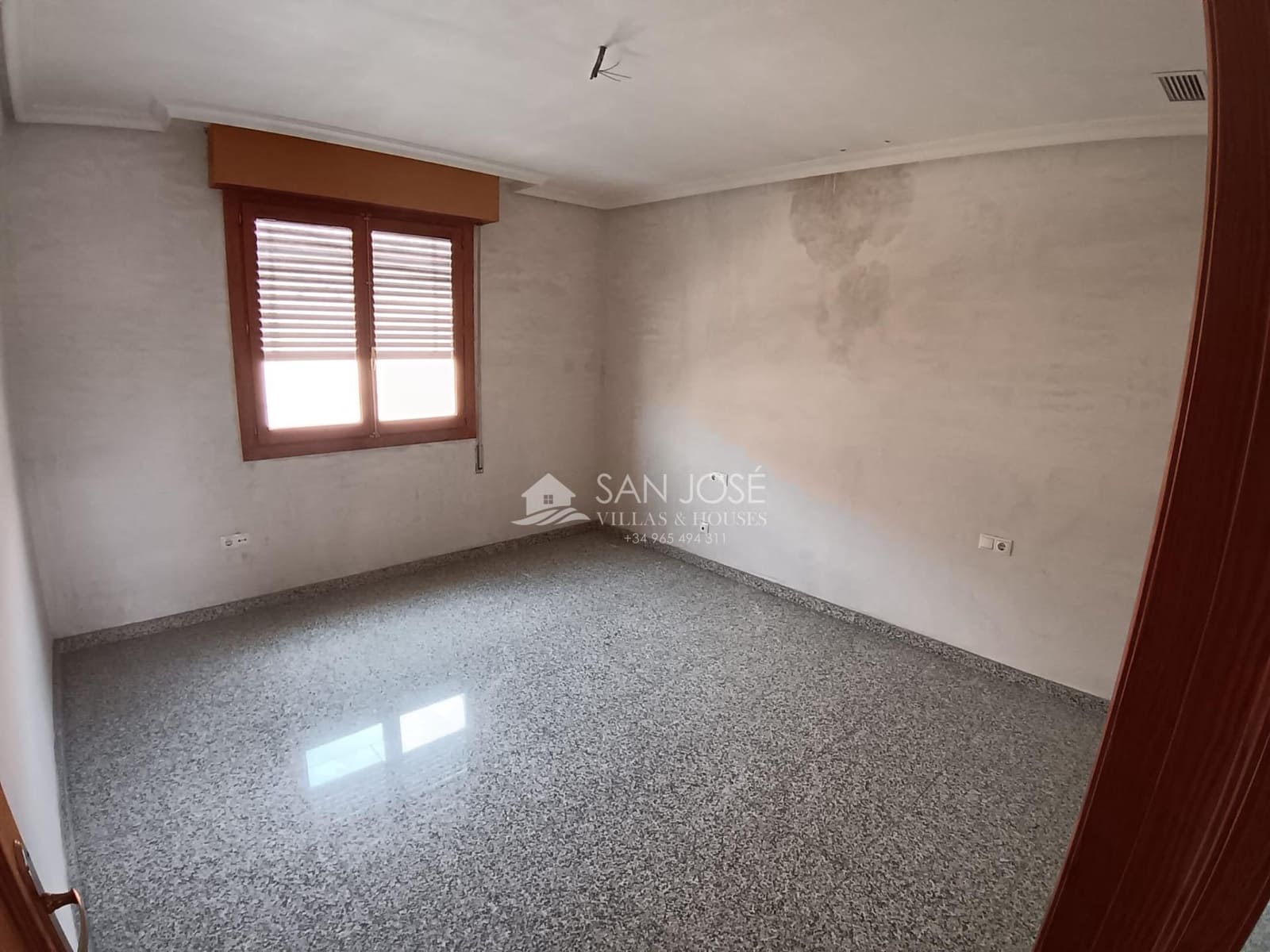 8 camera da letto Commerciale in vendita in Monforte del Cid con garage - 331.000 € (Rif: 9311095)