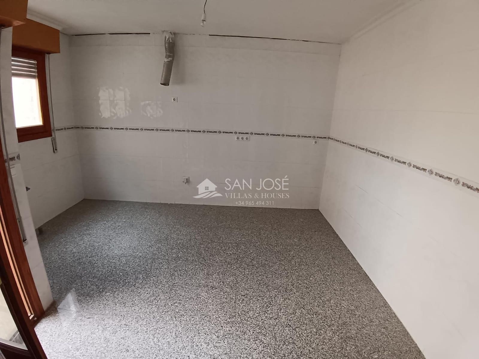 8 camera da letto Commerciale in vendita in Monforte del Cid con garage - 331.000 € (Rif: 9311095)